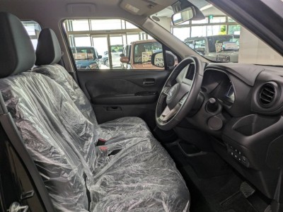 三菱 eKクロスEV 2枚目