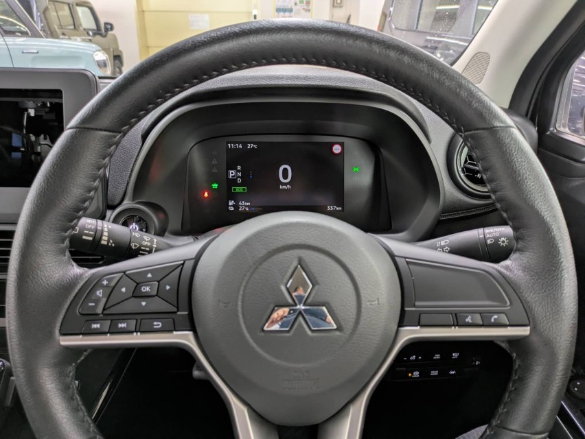 三菱 eKクロスEV 32枚目