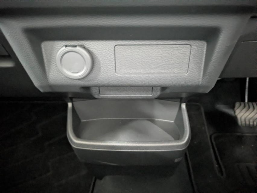 三菱 eKクロスEV 40枚目