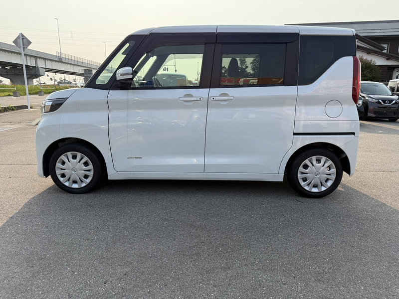 ニッサン ルークス 10枚目