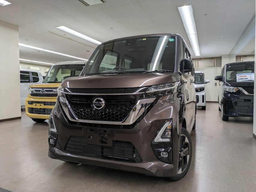ニッサン ルークス 3枚目