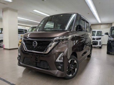 ニッサン ルークス 4枚目