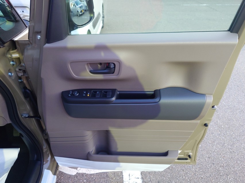 ホンダ N BOX 10枚目