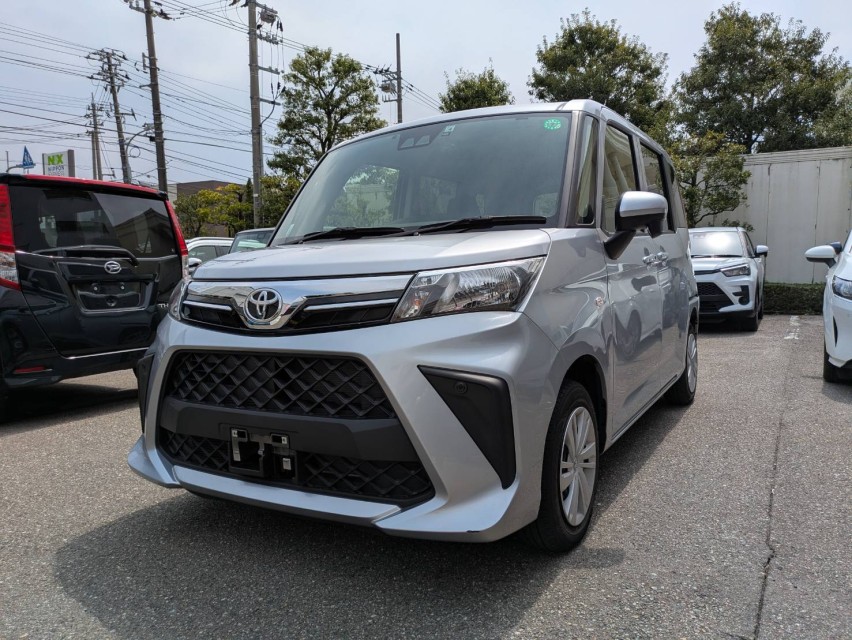 トヨタ ルーミー 2枚目