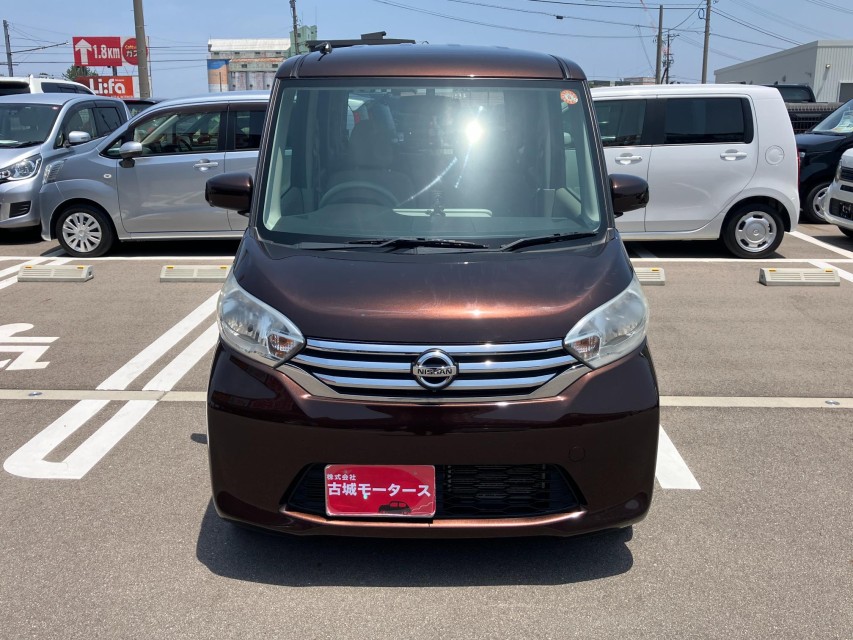 ニッサン デイズルークス 2枚目