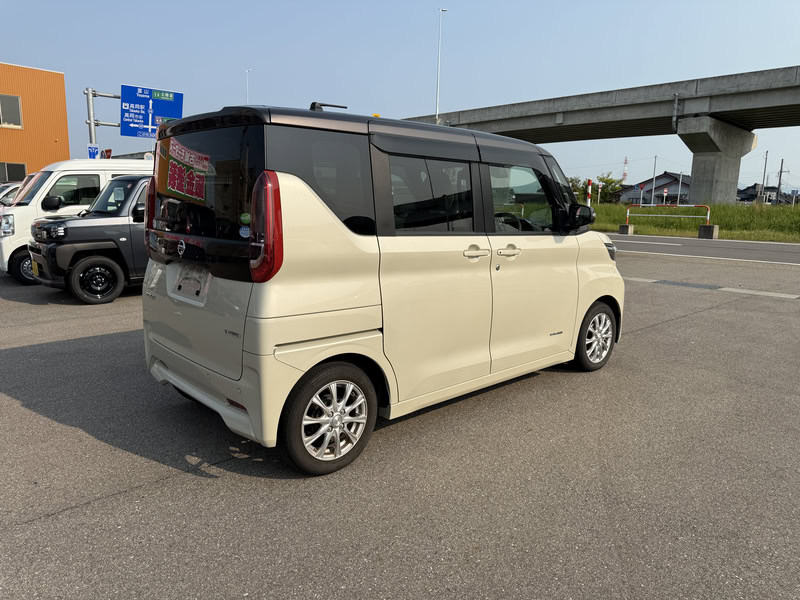 ニッサン ルークス 16枚目