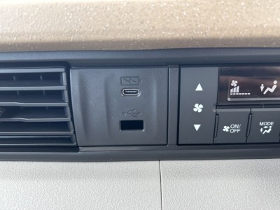 ホンダ N BOX 11枚目