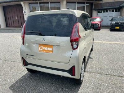 三菱 eKワゴン 7枚目