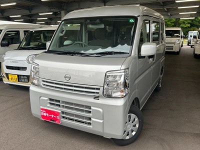 ニッサン NV100クリッパー