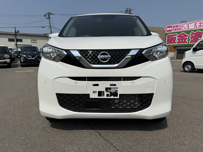 ニッサン デイズ 3枚目