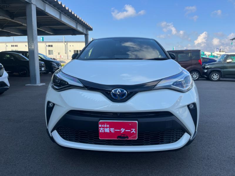 トヨタ C-HR 2枚目