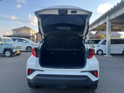 トヨタ C-HR 30枚目