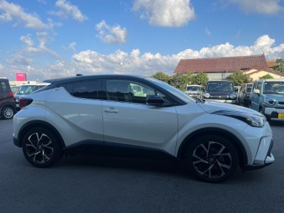 トヨタ C-HR 4枚目