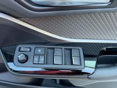 トヨタ C-HR 64枚目