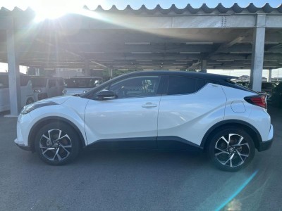 トヨタ C-HR 8枚目
