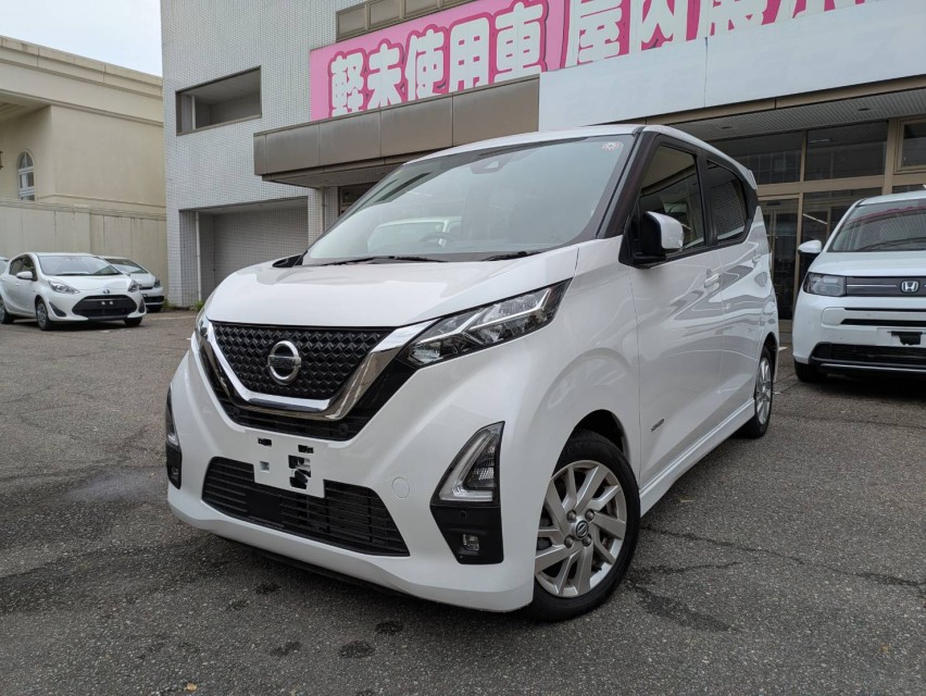 ニッサン デイズ 4枚目