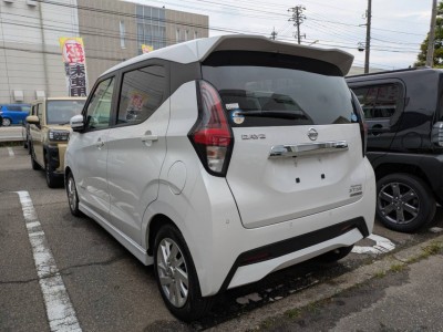 ニッサン デイズ 10枚目