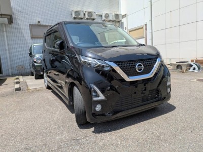 ニッサン デイズ 5枚目