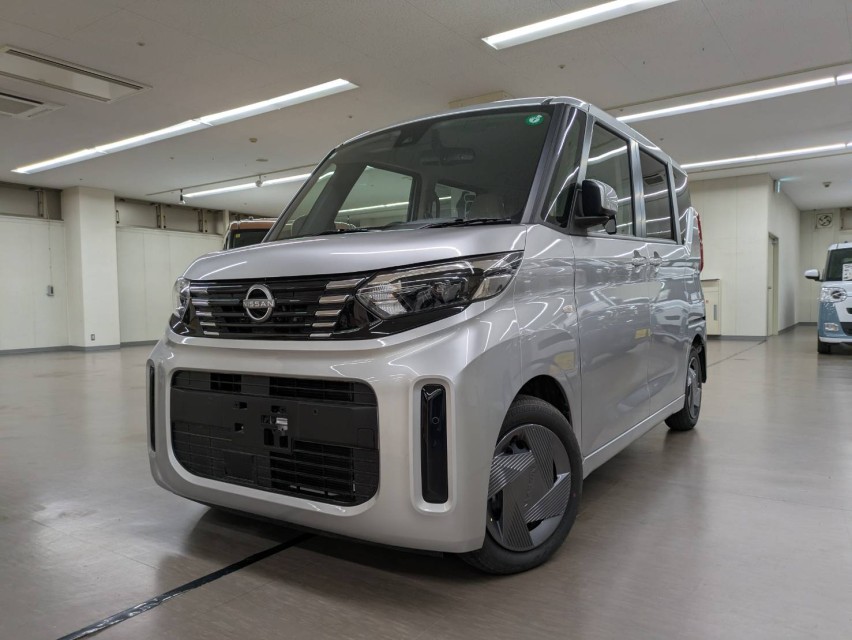 ニッサン ルークス 4枚目