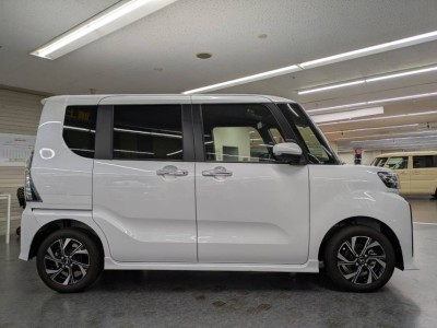 ダイハツ タント 6枚目