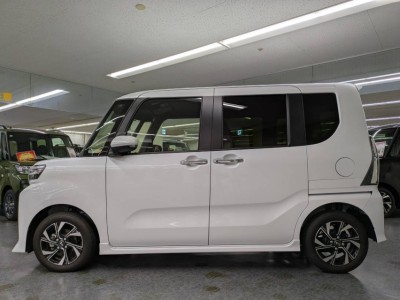 ダイハツ タント 8枚目