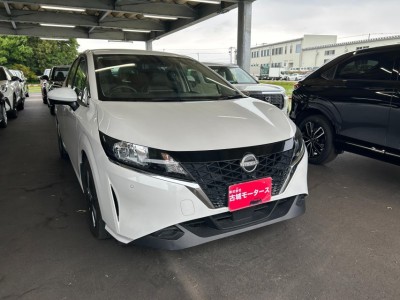 ニッサン ノート 3枚目