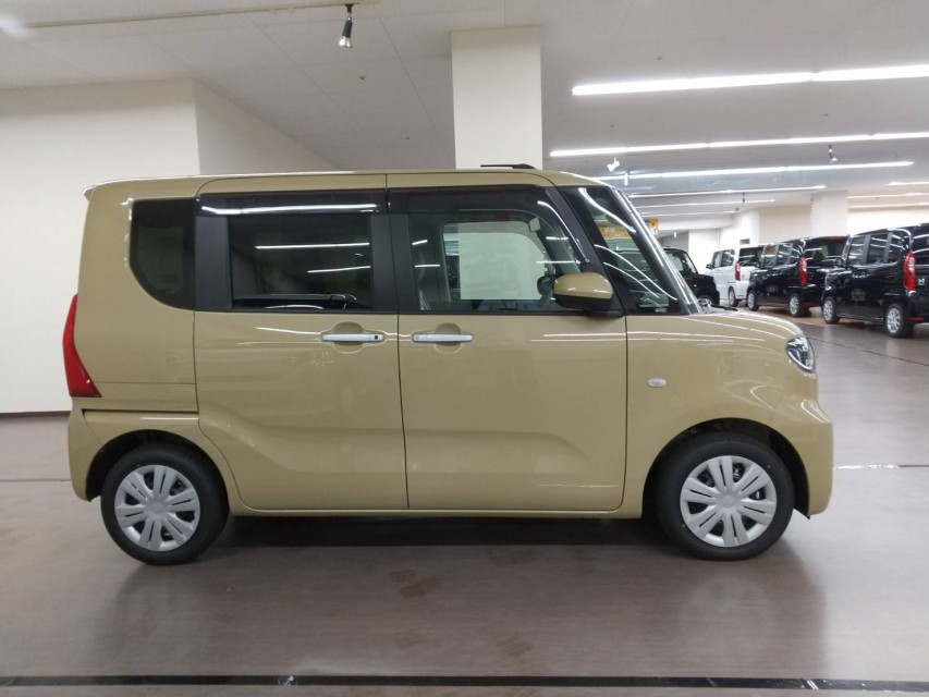 ダイハツ タント 6枚目