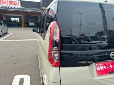 ニッサン ルークス 11枚目