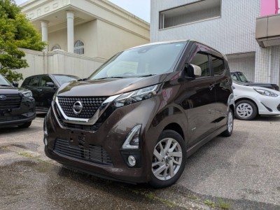 ニッサン デイズ 4枚目