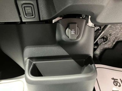 ホンダ N BOX 32枚目