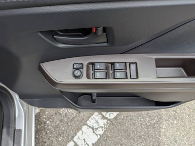 スバル ジャスティ 29枚目