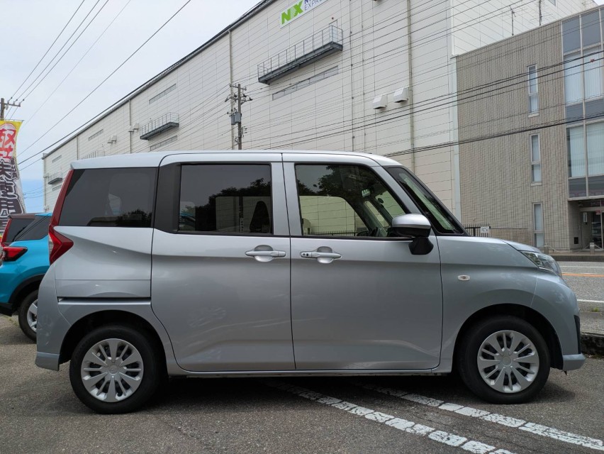スバル ジャスティ 6枚目