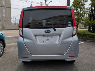 スバル ジャスティ 8枚目