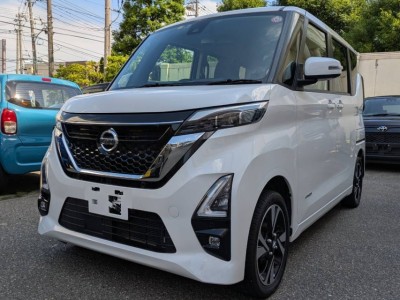ニッサン ルークス