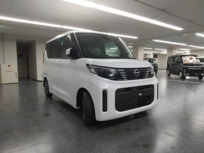 ニッサン ルークス 4枚目