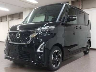 ニッサン ルークス
