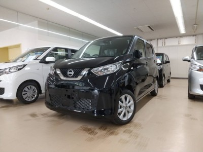 ニッサン ルークス 3枚目