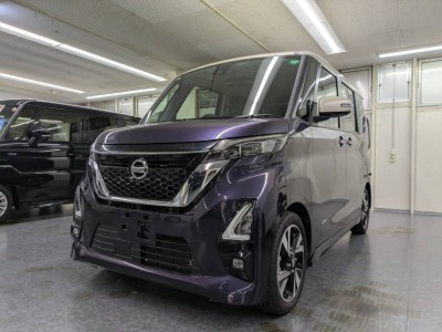 ニッサン ルークス 2枚目