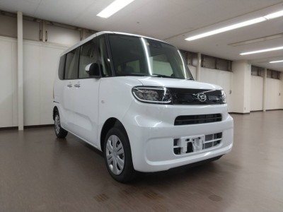 ダイハツ タント 4枚目