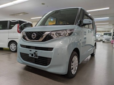 ニッサン ルークス 2枚目