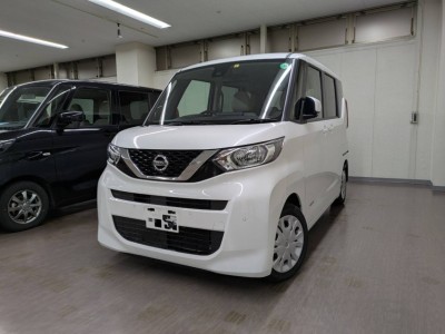 ニッサン ルークス 4枚目