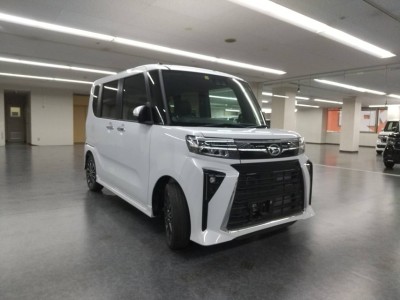 ダイハツ タント 4枚目