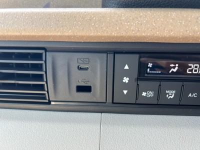 ホンダ N BOX 35枚目