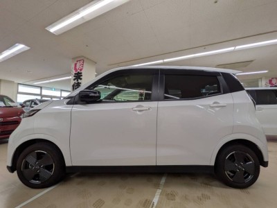 ニッサン サクラ 9枚目