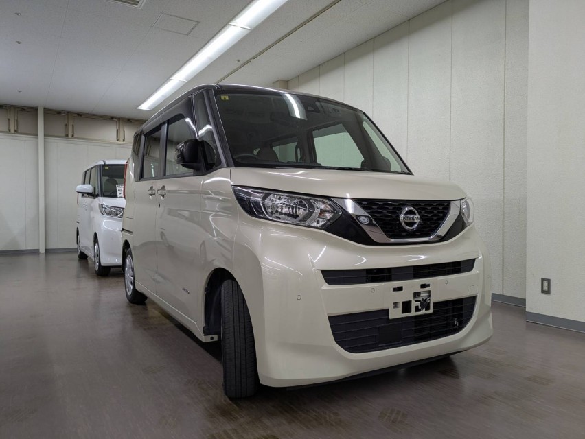 ニッサン ルークス 5枚目