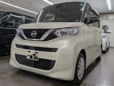 ニッサン ルークス
