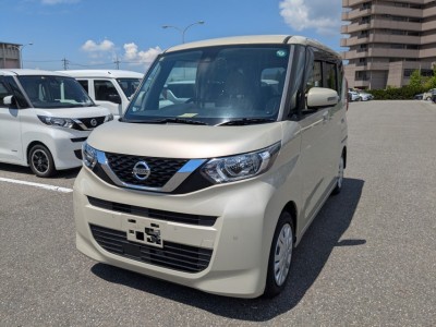 ニッサン ルークス