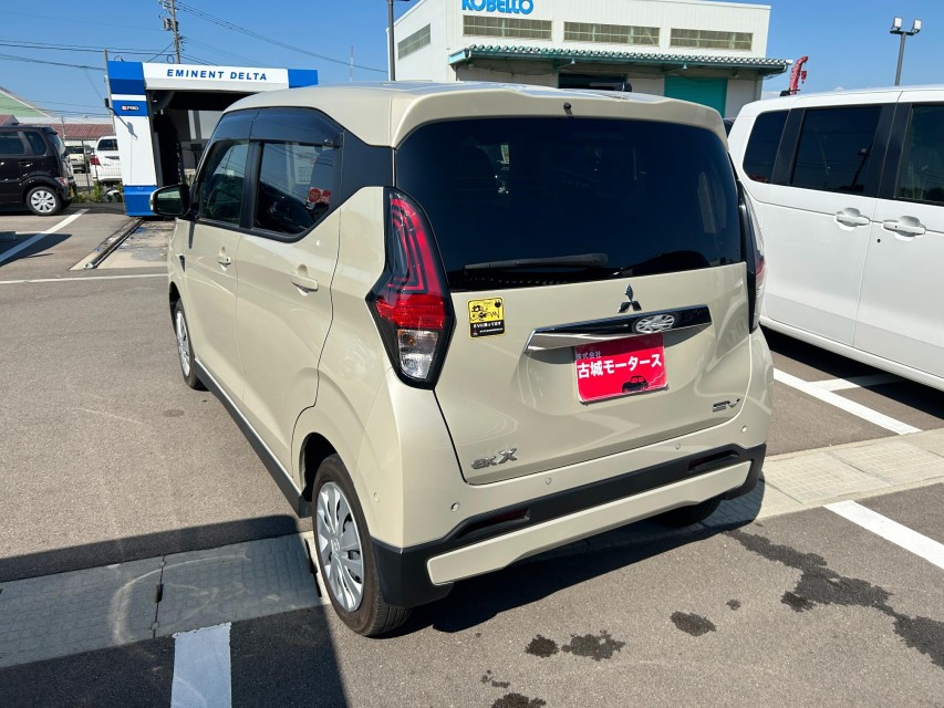 三菱 eKクロスEV 7枚目