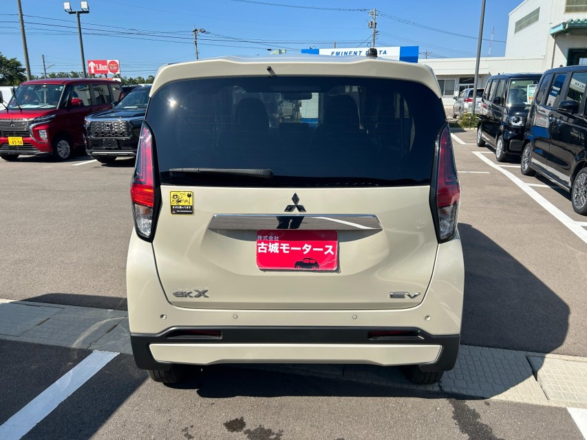 三菱 eKクロスEV 8枚目