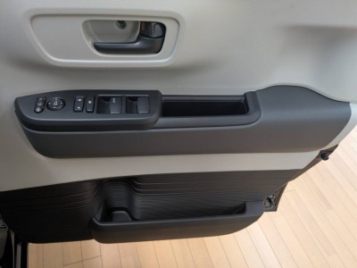 ホンダ N BOX 24枚目
